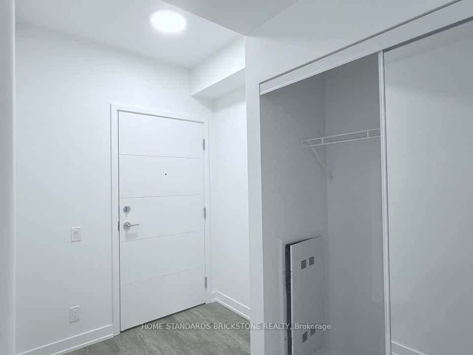 20 Deans Drive #702, Toronto, ON M1L 0J7