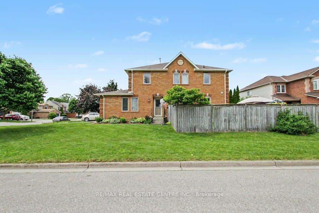 278 Langlaw Drive, Cambridge, ON N1P 1B7