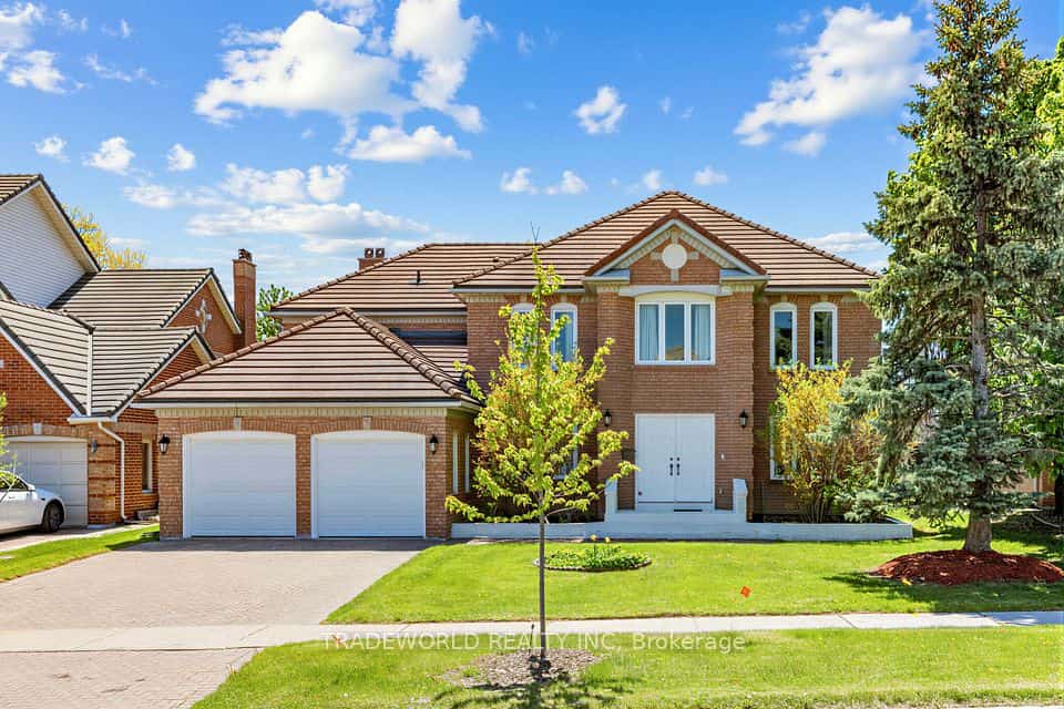3 Ardwold Gate, Richmond Hill, ON L4B 2J9
