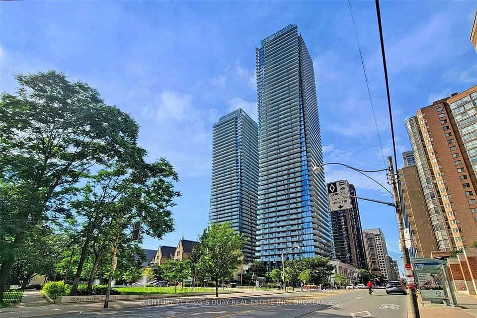 1080 Bay Street #2909, Toronto, ON M5S 0A3