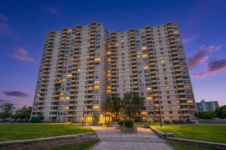 340 Dixon Road #1008, Toronto, ON M9R 1T1
