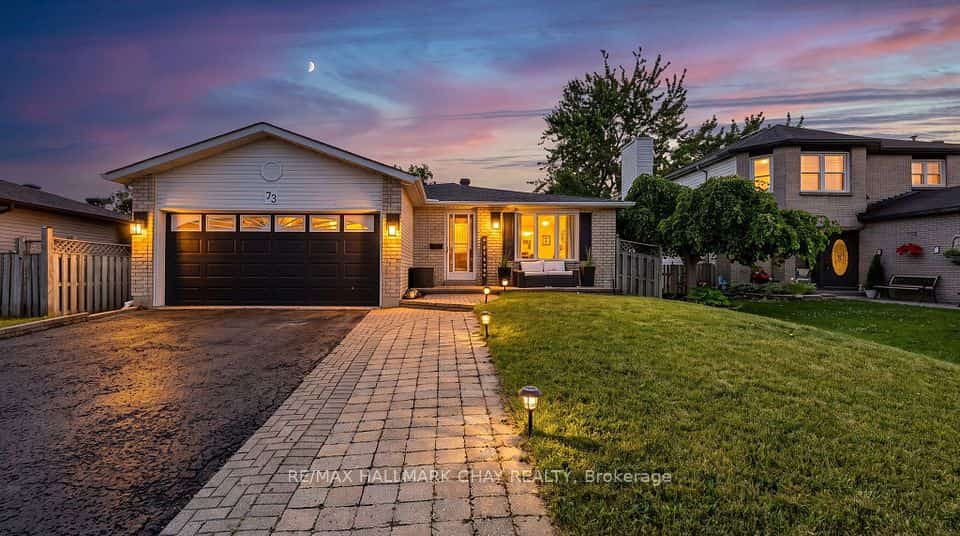 73 Browning Trail, Barrie, ON L4N 6J4