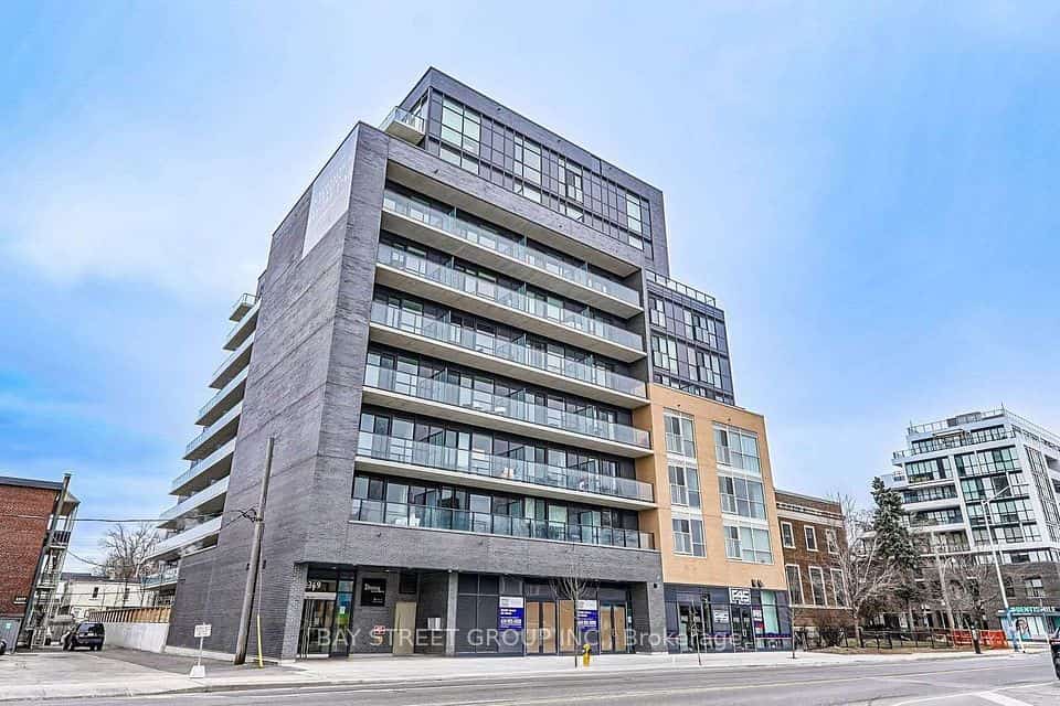 2369 Danforth Avenue #801, Toronto, ON M4C 0B1