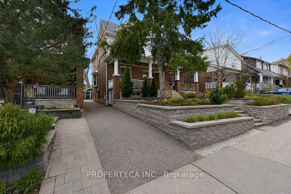 44 Beach View Crescent, Toronto, ON M4E 2L5