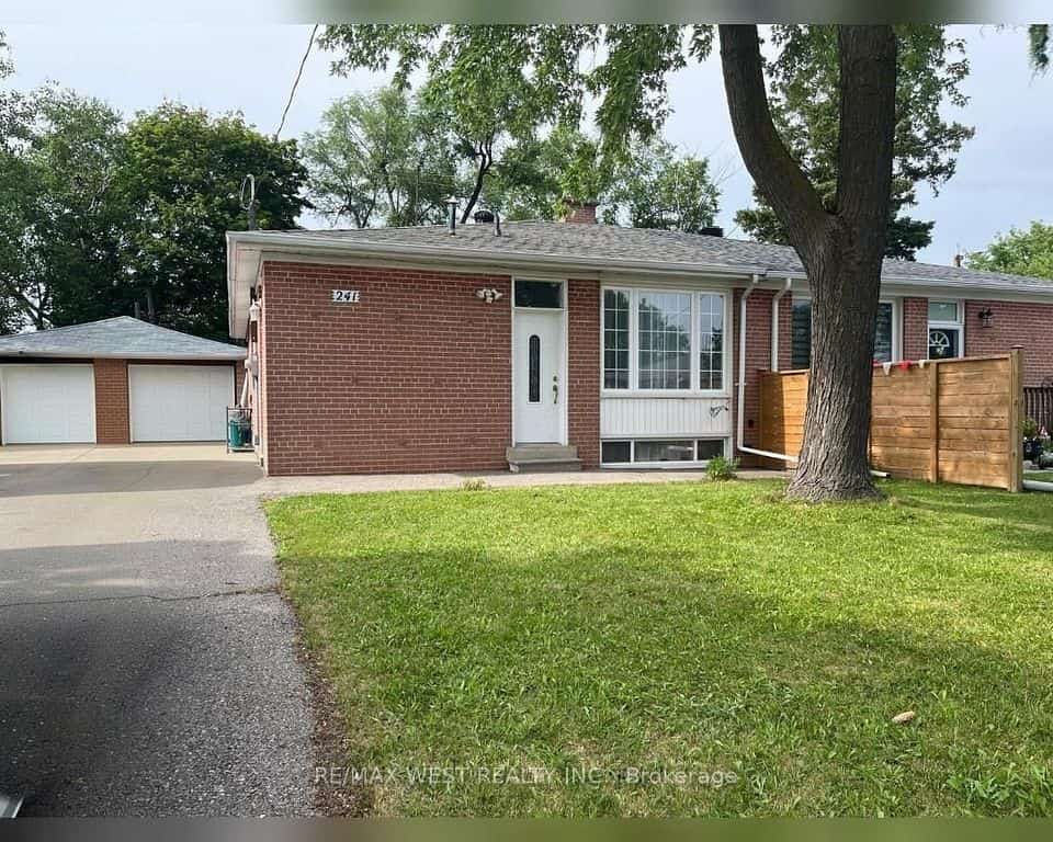 241 Ashlar Road, Richmond Hill, ON L4C 2W7
