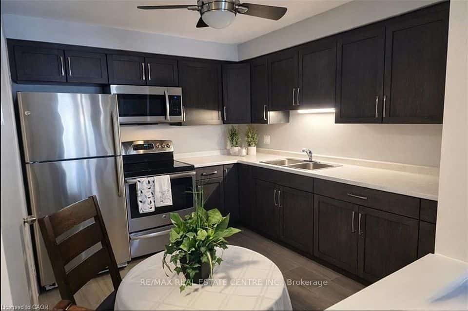 565 Greenfield Avenue #106, Kitchener, ON N2C 2P3