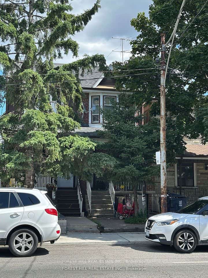 1197 Dovercourt Road, Toronto, ON M6H 2Y1