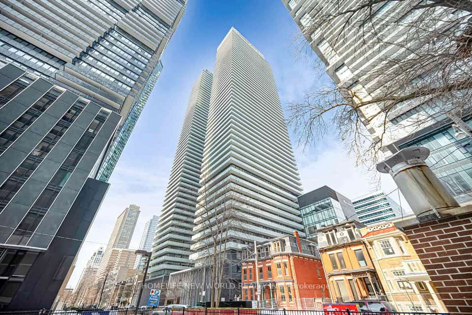 50 Charles Street E #1103, Toronto, ON M4Y 0C4