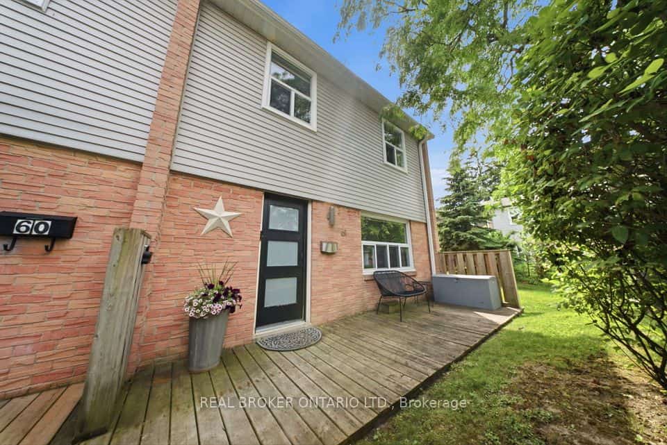 1050 Shawnmarr Road, Mississauga