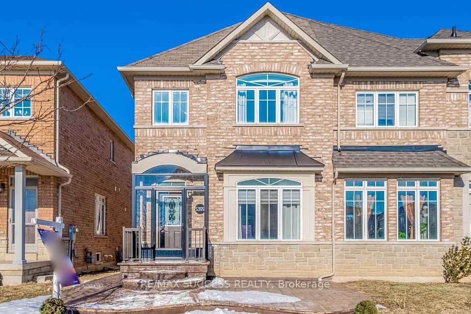 5399 Festival Drive, Mississauga, ON L5M 0G7