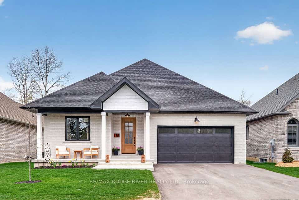 4 - 1000 D'Arcy Street #4, Cobourg, ON K9A 4K9