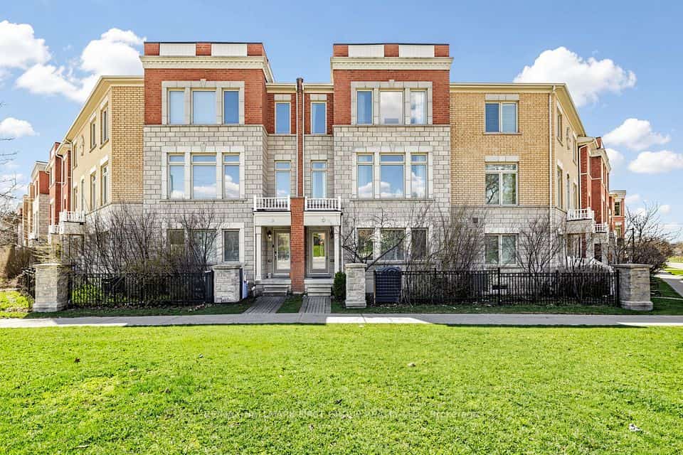 1299 Glenanna Road #10, Pickering, ON L1V 0C9
