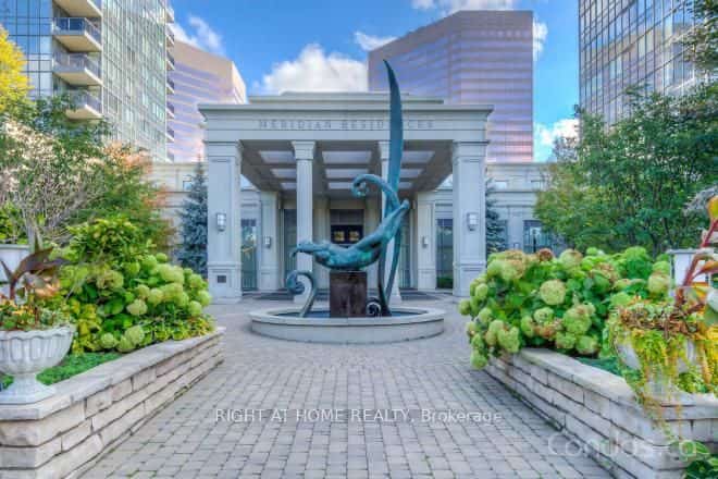 15 Greenview Avenue, Toronto