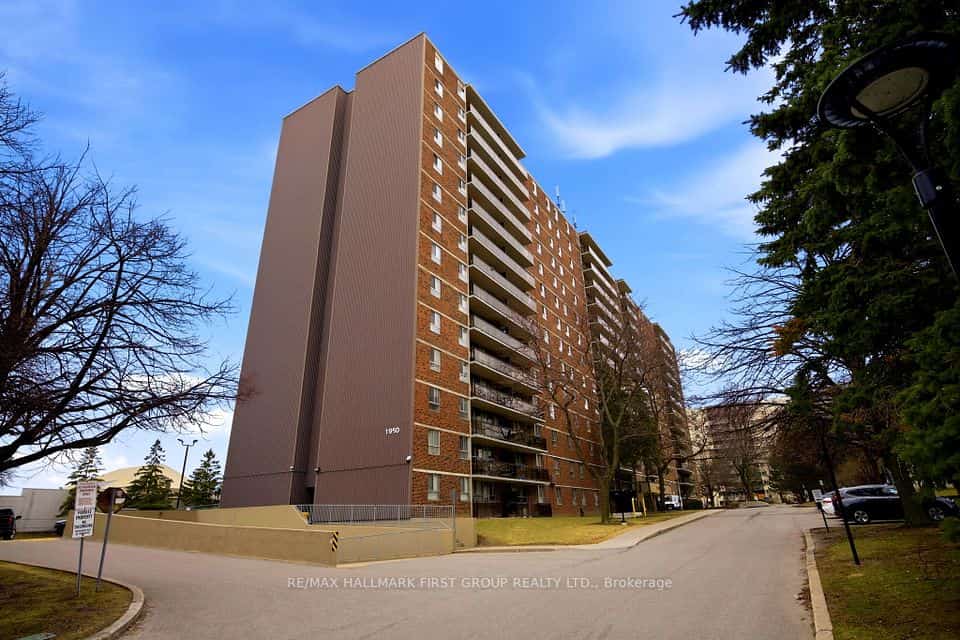 1950 Kennedy Road #101, Toronto, ON M1P 4S9
