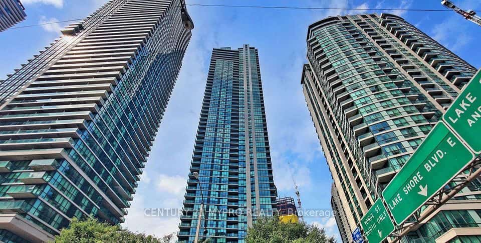 18 Harbour Street #3105, Toronto, ON M5J 2Z6