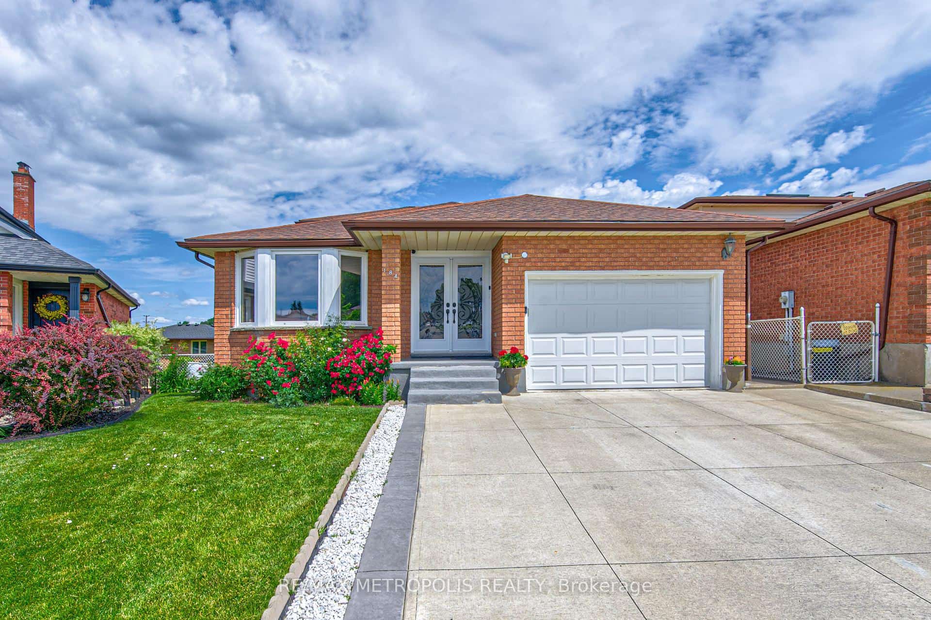 184 Stonyburn Crescent, Cambridge, ON N1R 7X8
