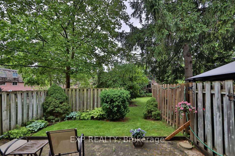 2145 Sherobee Road #86, Mississauga, ON L5A 3G8
