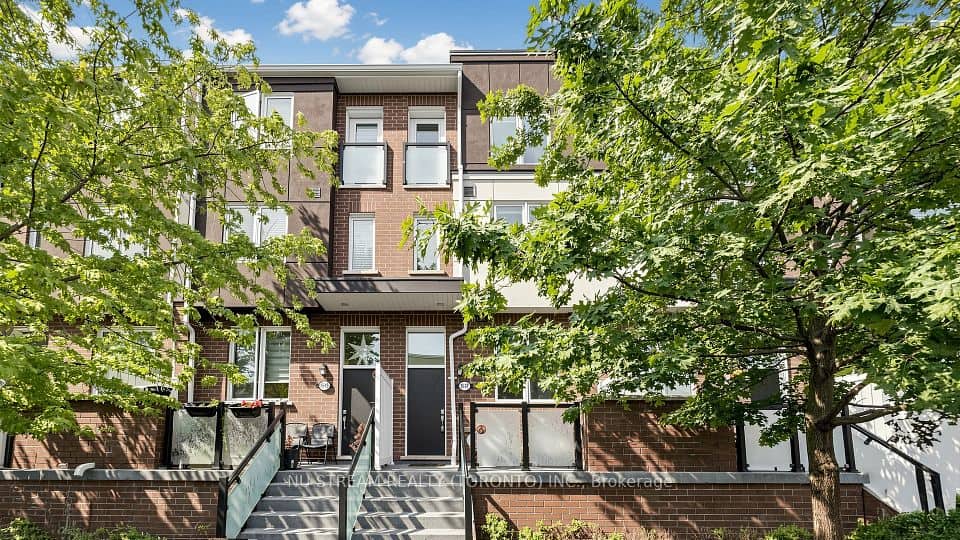 15 Heron Park Place, Toronto