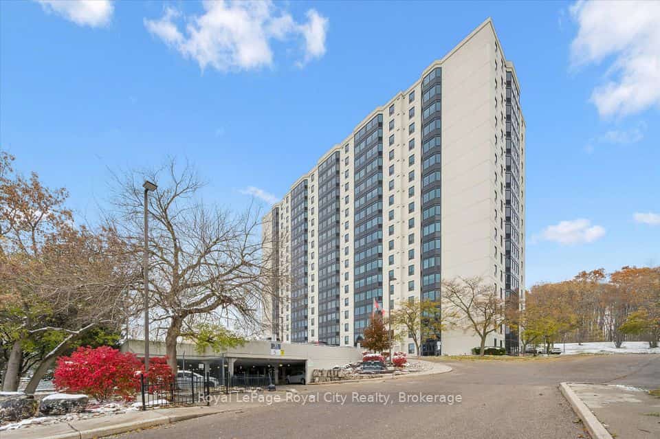 35 Green Valley Drive #1410, Kitchener, ON N2P 2A5