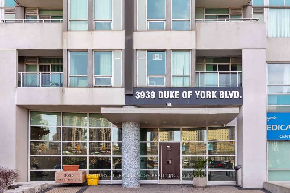 3939 Duke of York Boulevard #2205, Mississauga, ON L5B 4N2