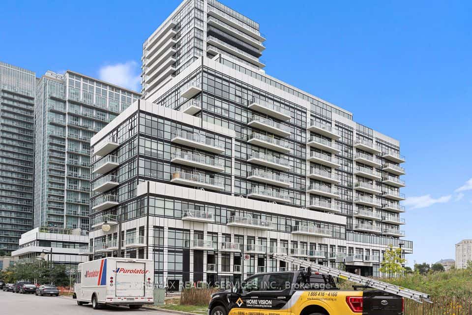 251 Manitoba Street #115, Toronto, ON M8Y 0A7