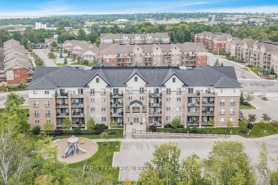 40 Ferndale Drive S, Barrie, Barrie