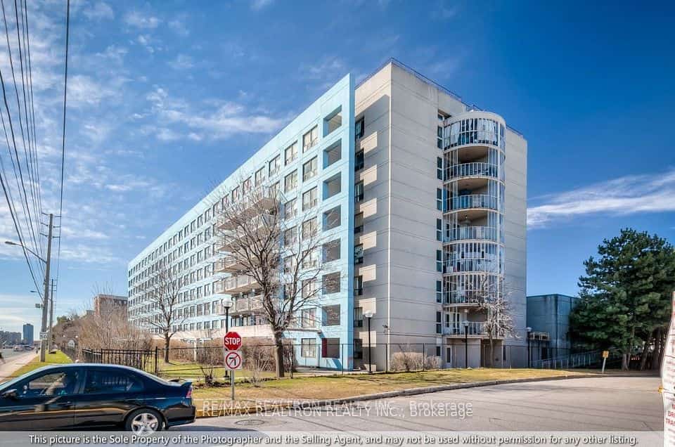 39 Kimbercroft Court, Toronto