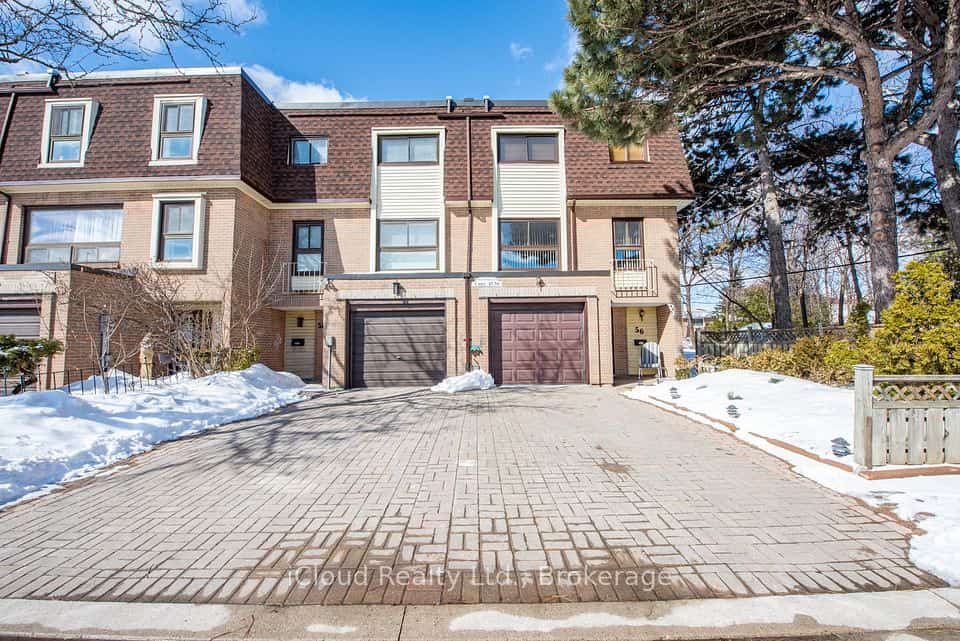 46 Dearbourne Boulevard #56, Brampton, ON L6T 1J7