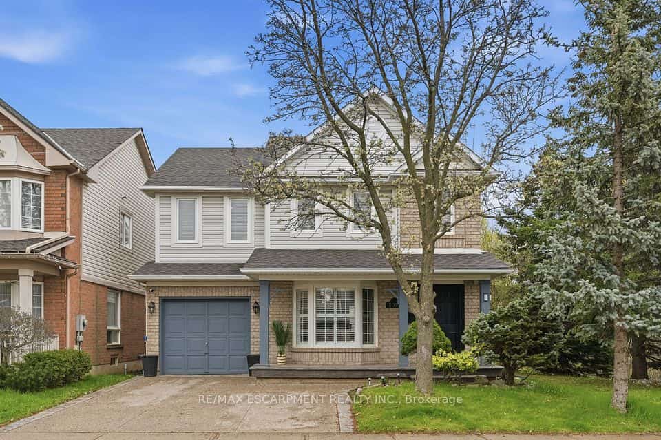 5010 Bunton Crescent, Burlington, ON L7L 6H2