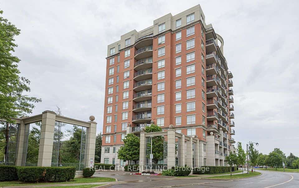 2325 Central Park Drive #704, Oakville, ON L6H 0E2