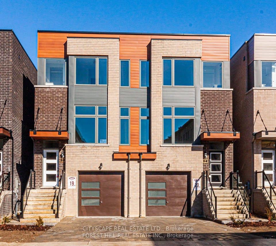37 Wild Rose Gardens, Toronto