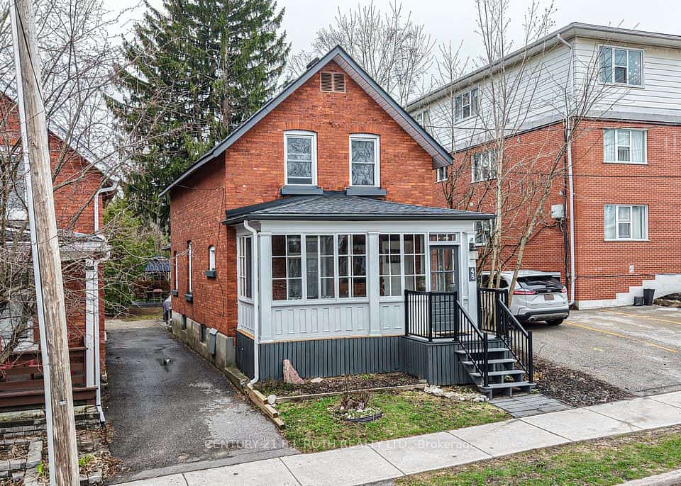 45 ALBERT Street N, Orillia, ON L3V 5K3