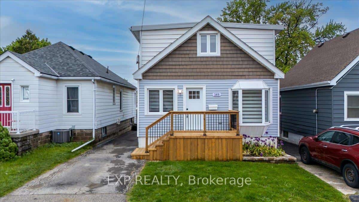 149 Ivon Avenue, Hamilton, ON L8H 5S7