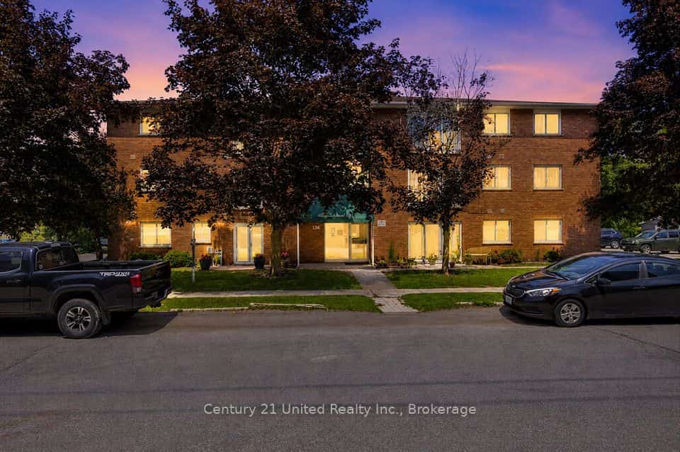 136 Ware Street #201, Peterborough, ON K9J 3B8