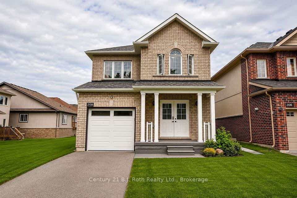 208 Diana Drive, Orillia, ON L3V 8J8