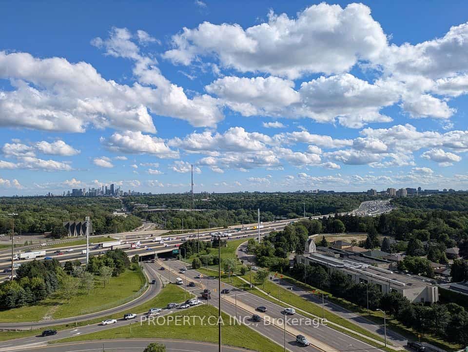 30 Harrison Garden Boulevard #1906, Toronto, ON M2N 7A9