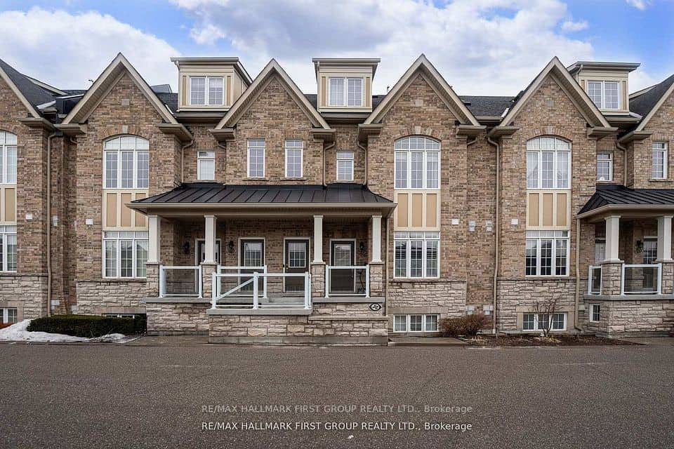 70 Lovegrove Lane, Ajax