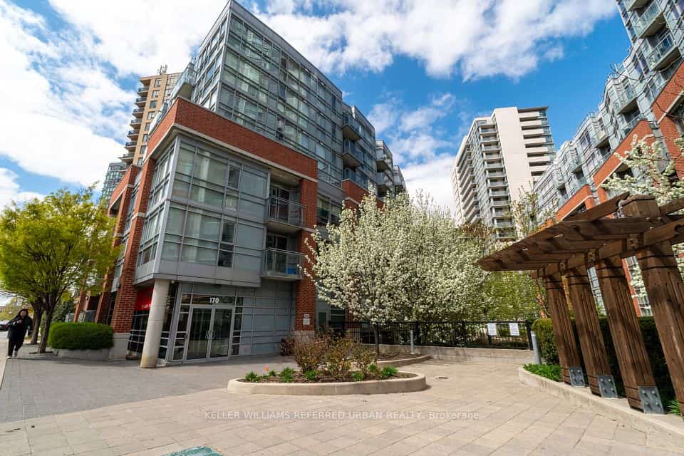 170 Sudbury Street #802, Toronto, ON M6J 0A1