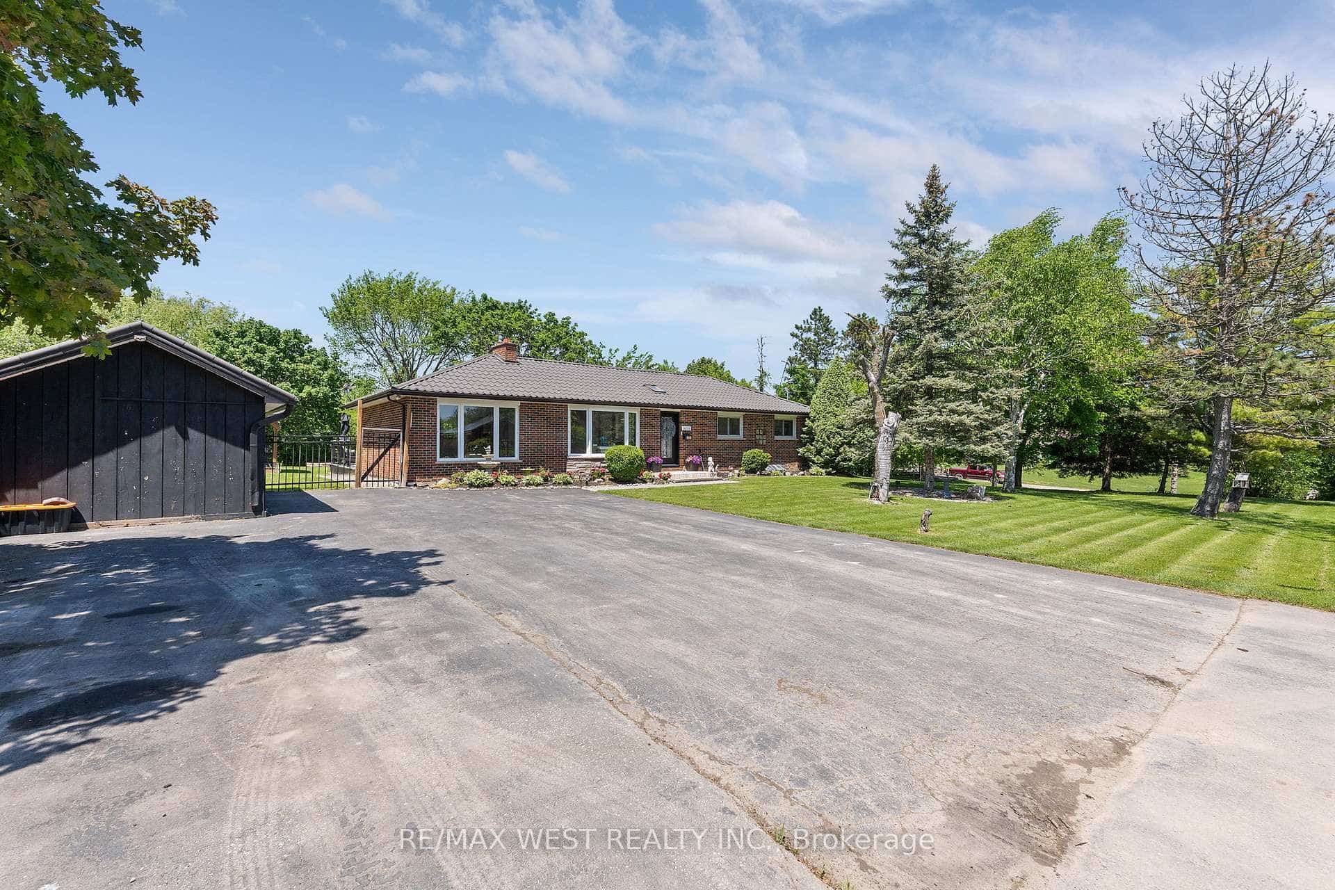 16731 Leslie Hill Road, Halton Hills, ON L0P 1N0