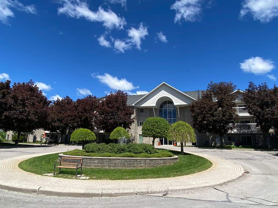1099 Clonsilla Avenue, Peterborough, Peterborough