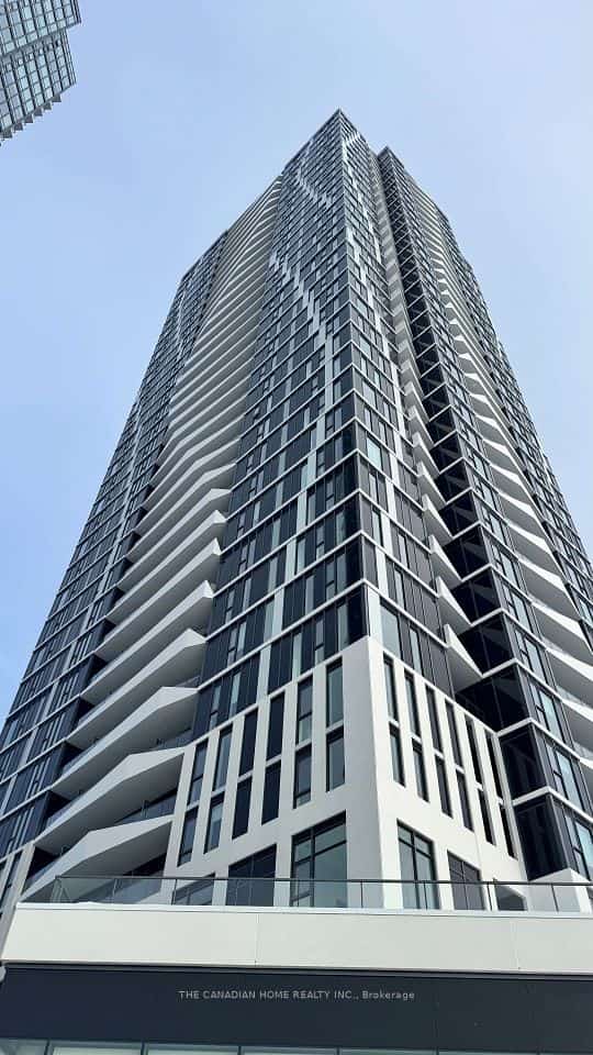 25 Wellington Street #3305, Kitchener, ON N2G 0G5