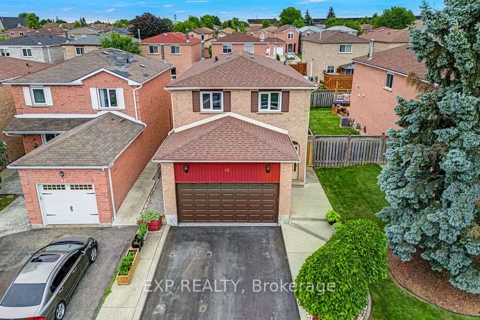 45 Sandmere Avenue, Brampton, ON L6Z 4A2