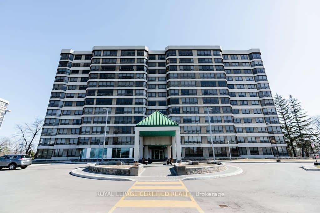 320 Mill Street S #304, Brampton, ON L6Y 3V2
