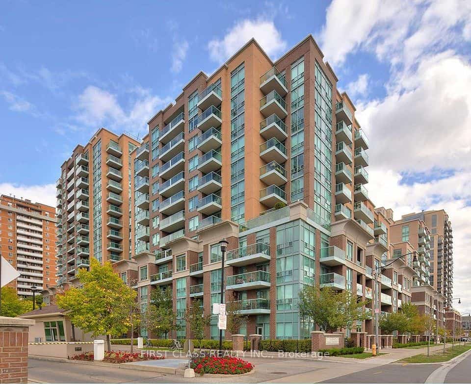 11 Michael Power Place #715, Toronto, ON M9A 5G3