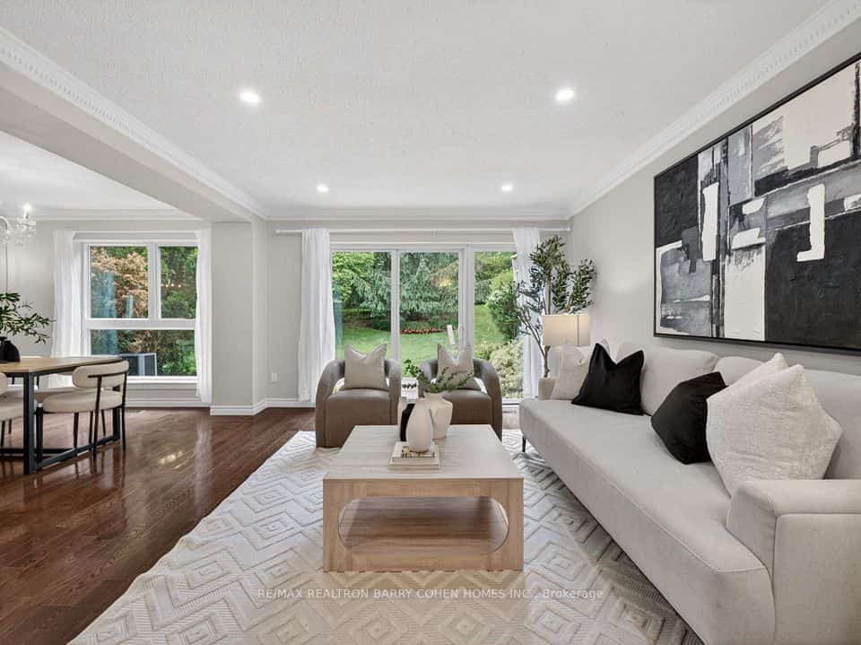 115 Scenic Mill Way, Toronto, ON M2L 1T1