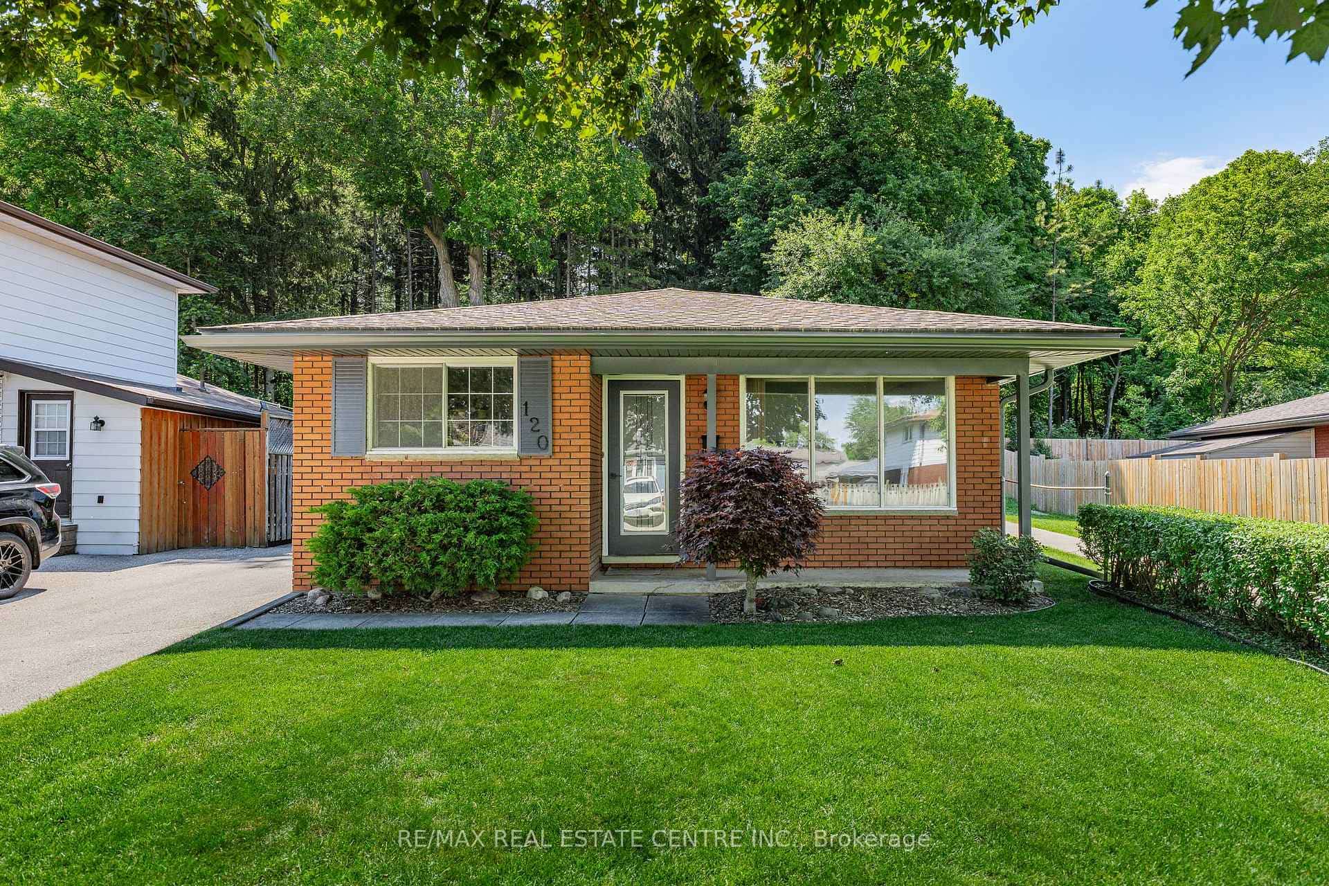 120 Arrowhead Crescent, Kitchener, ON N2P 1B9