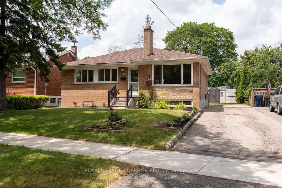 30 Benway Drive, Toronto, ON M9W 1Z3