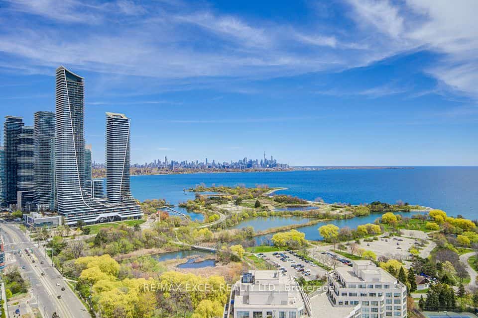 2269 Lake Shore Boulevard W #2105, Toronto, ON M8V 3X6