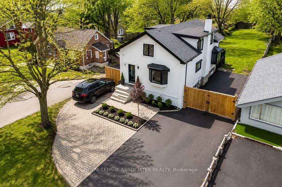 515 Kingston Road W, Ajax, ON L1S 6M1