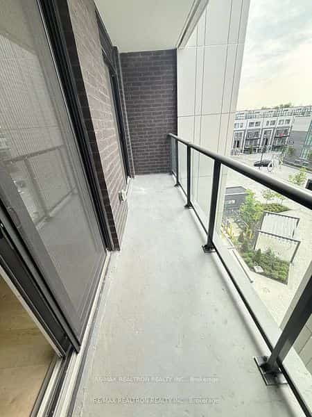 3421 Sheppard Avenue #201, Toronto, ON M1T 3K5